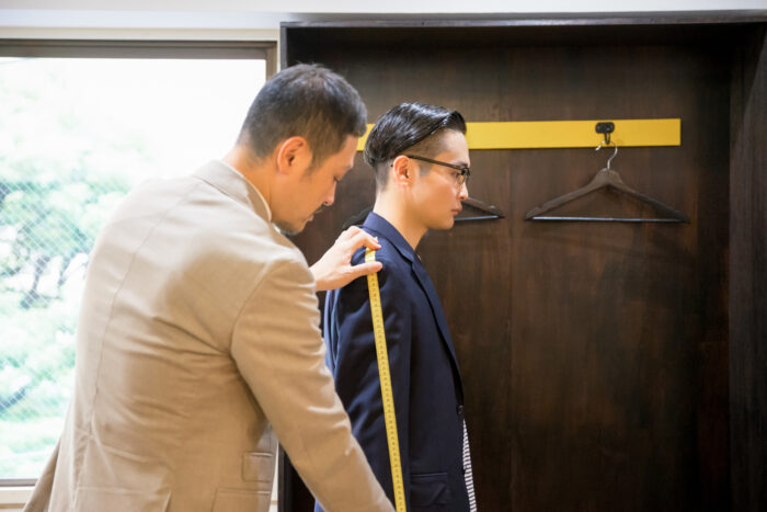 スーツの寿命・処分・買い替えのタイミング